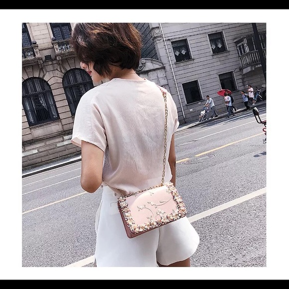 Ladies Square Flower Shoulder hand bag (Brand new) - Picture 4 of 7